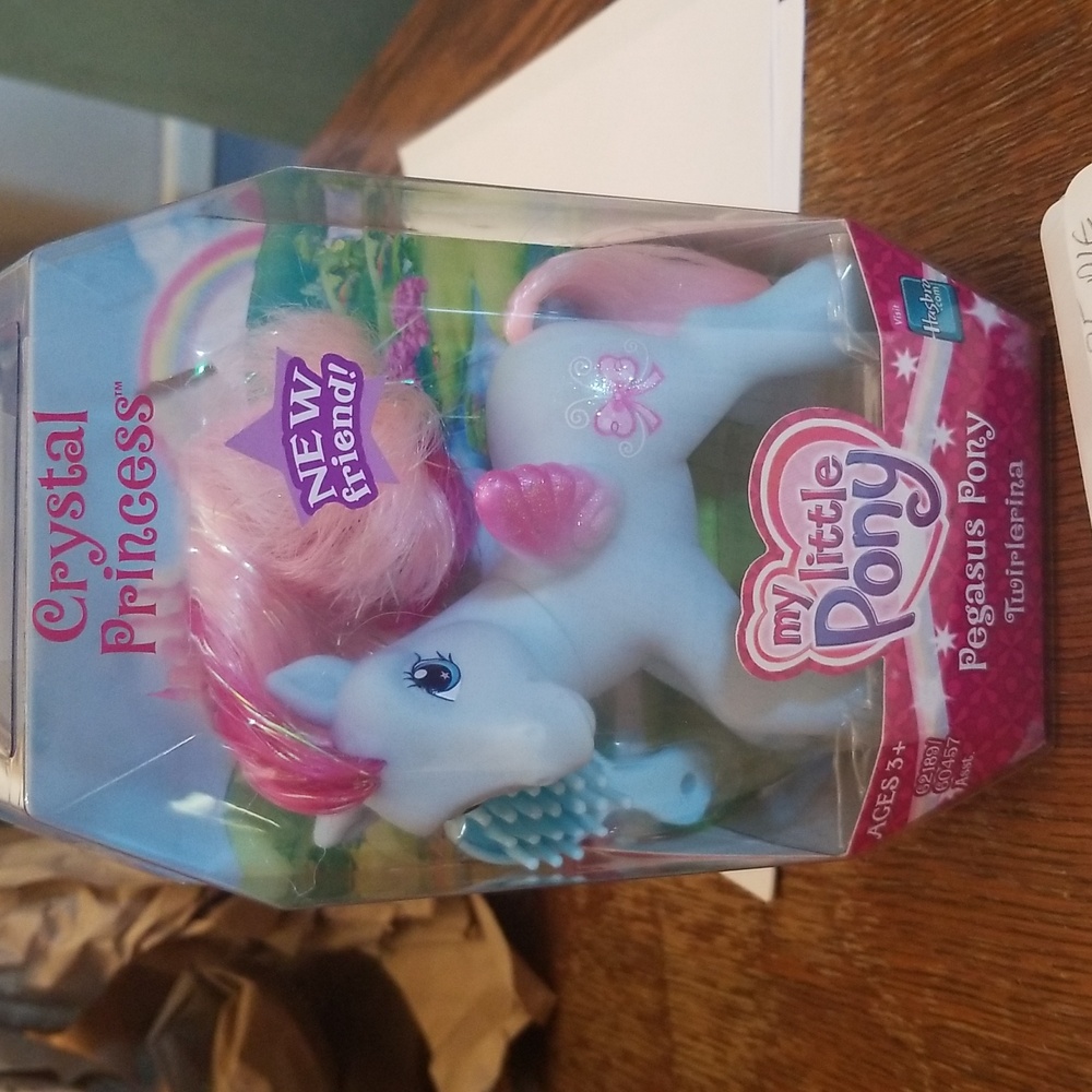 2005 my little pony crystal princess pegasus pony twirlerina mib g3